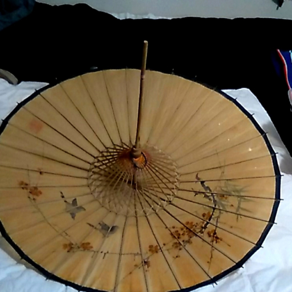 Antique Japanese parasol oriental rice paper bambo